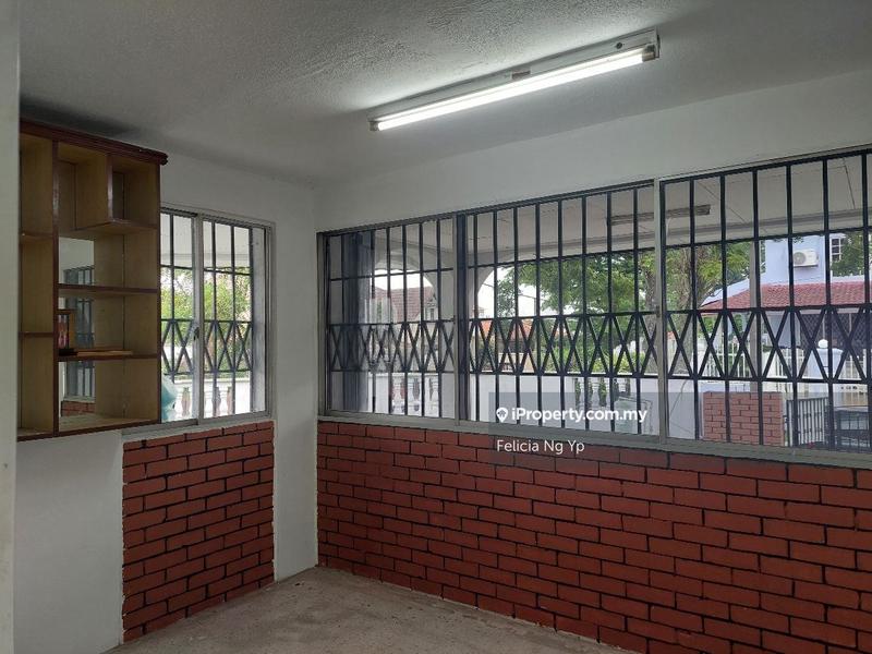 Rumah Teres 2-Tingkat untuk Dijual di SS3, Petaling Jaya oleh Felicia Ng Yp - iProperty.com.my