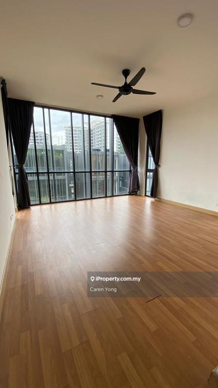 Rumah Berangkai 4 Tingkat untuk Dijual di Damansara Perdana, Selangor oleh Caren Yong - iProperty.com.my