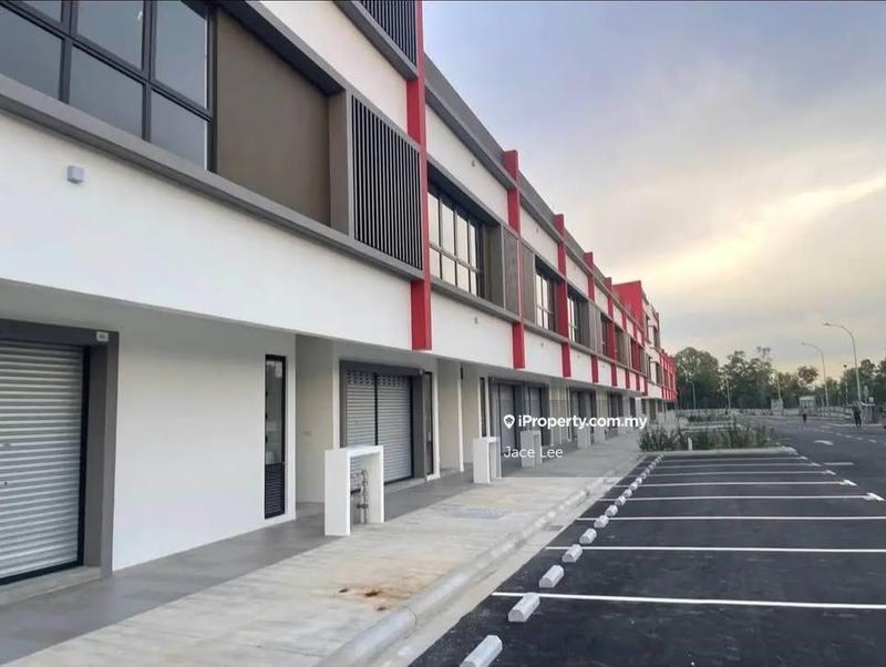 For Rent - Facing main road LAMAN IDAMAN Shoplot