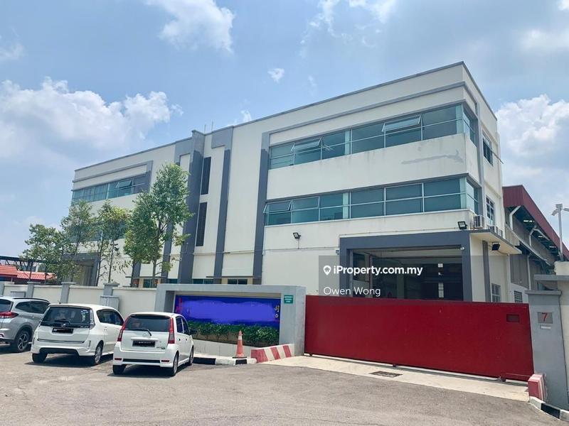 For Sale - 3 Storey Building Warehouse 1200 amp at Subang USJ Access to KESAS LDP Sunway Klang