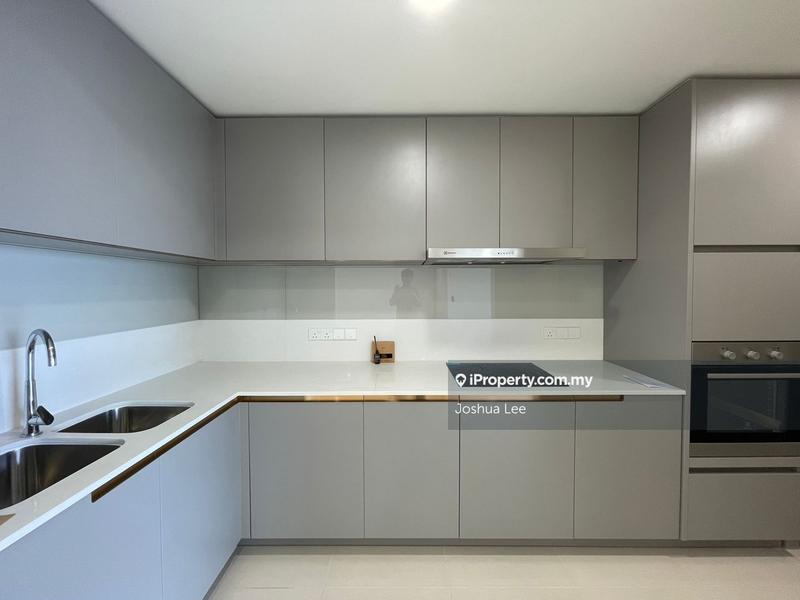 Residensi Servis untuk Dijual di Residensi Solaris Parq oleh Joshua Lee - iProperty.com.my