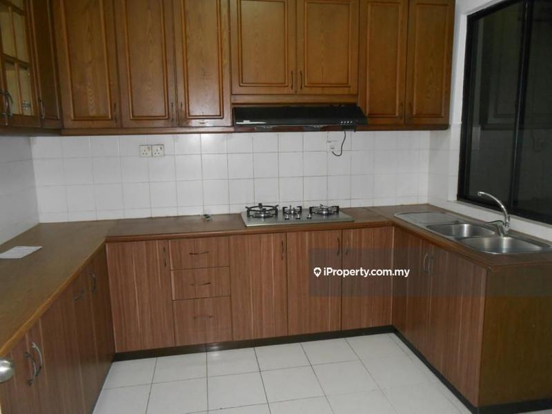 Condominium for Sale in Maxwell Towers by Chen Kah Seng - iProperty.com.my