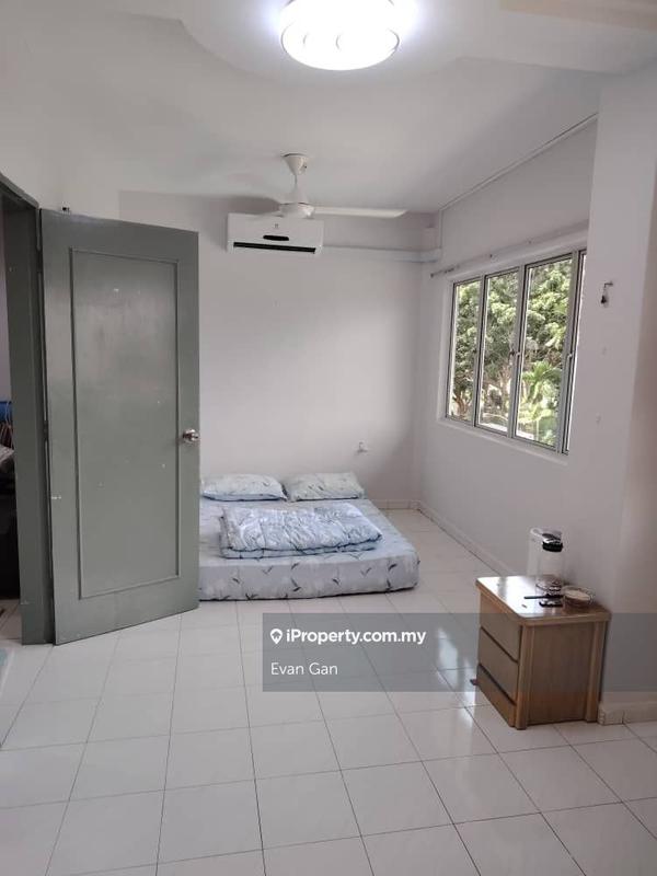Apartment for Sale in Golden Showers (Kondo Ruby) by Evan Gan - iProperty.com.my