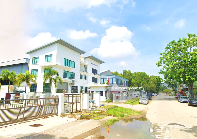 For Sale - ROI ABOVE 4%, 2 STOREY SEMI-D AT PUNCAK ALAM
