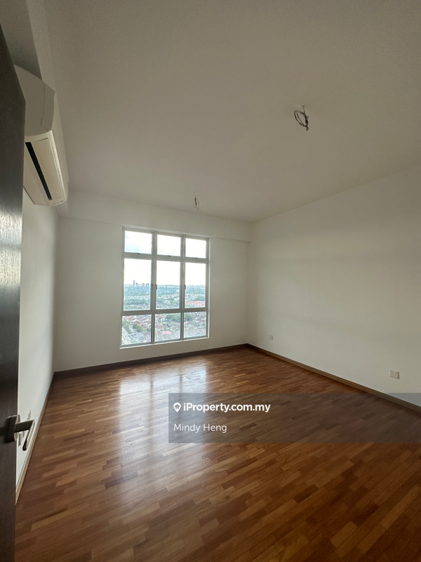 Service Residence for Sale in Molek Pulai by Mindy Heng - iProperty.com.my