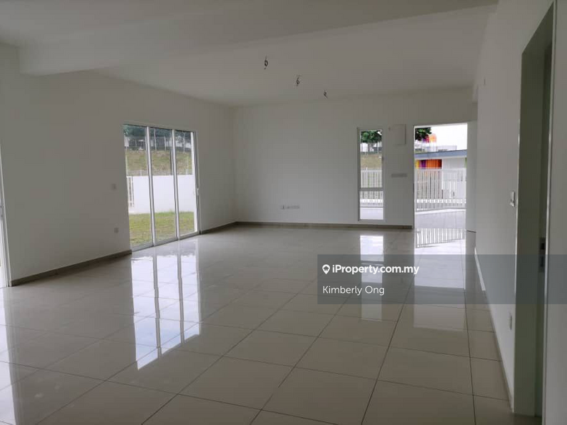 2-storey Terraced House for Sale in Corner Seremban 2, Damaris, Ara Sendayan, Seremban by Kimberly Ong - iProperty.com.my