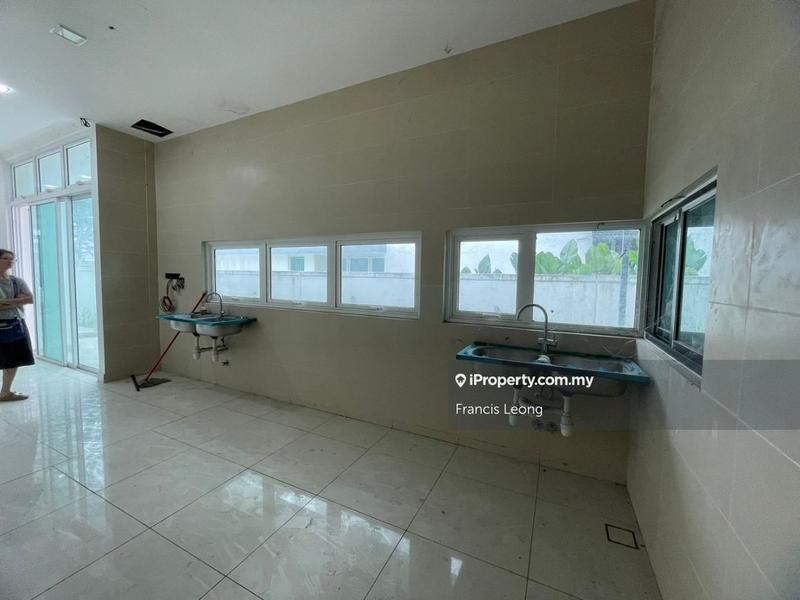 Rumah Berkembar untuk Dijual di Kinrara Residence, Puchong oleh Francis Leong - iProperty.com.my