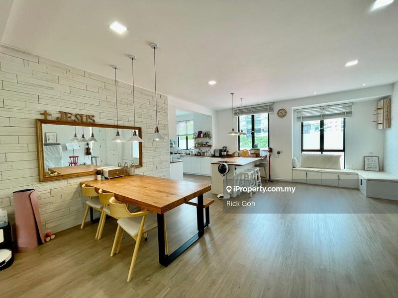 For Sale - Scotland Villa