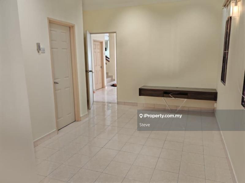 Semi-Detached House for Sale in Bandar Putra Permai, Seri Kembangan by Steve - iProperty.com.my