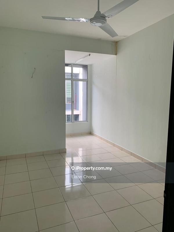 Rumah Berangkai 3 Tingkat untuk Dijual di 3 Sty 7Rooms 7 Baths + 100% Full Loan, Bangi oleh Eldon Chong - iProperty.com.my