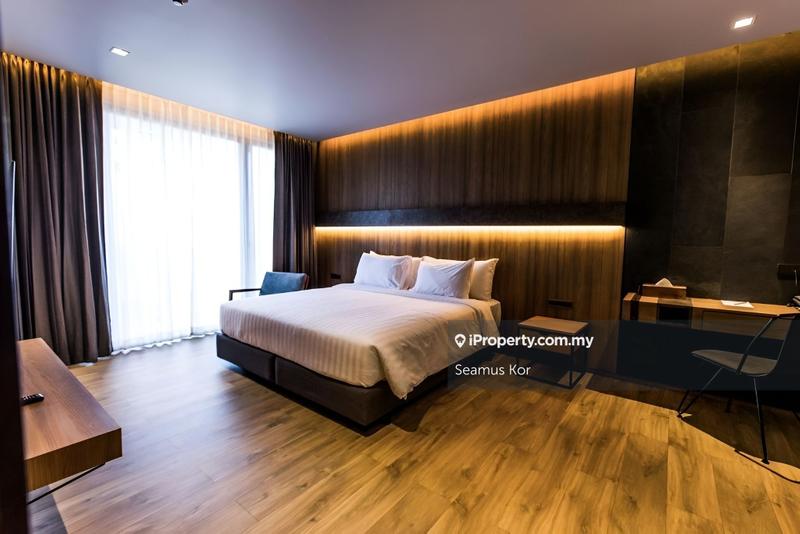 For Sale - ⭐ 4 star ⭐ Shopping Mall (100% occupied) ⭐ RM298psf ⭐ 258 rooms ⭐