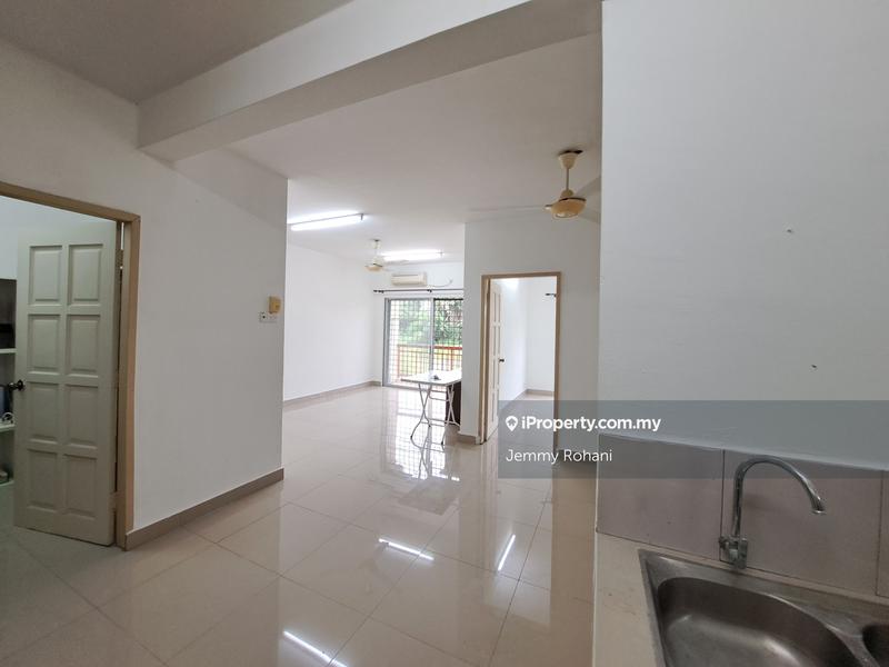 For Rent - Nilai Santalia