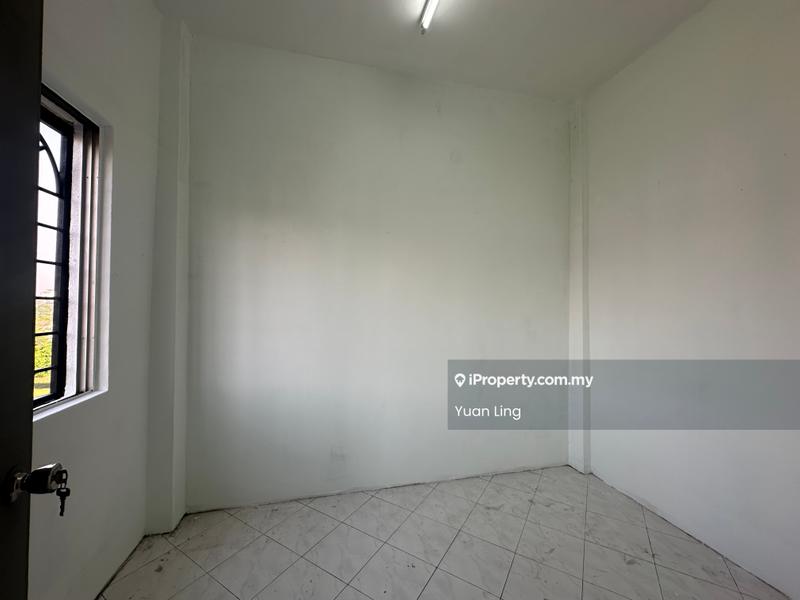 Apartment for Sale in Pangsapuri Putra Indah by Yuan Ling - Interior - iProperty.com.my