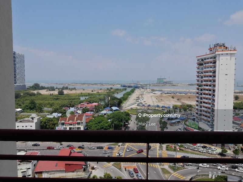 Condominium for Sale in Mutiara Villa Condominium by Mary Lee - Master bedroom view - iProperty.com.my