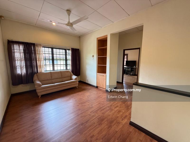 Rumah Berkembar untuk Dijual di Bandar Kinrara Seksyen 6, Bandar Kinrara oleh Edwin Chang - iProperty.com.my