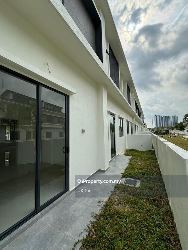Semi-Detached House for Sale in Bandar Tropicana Aman, Telok Panglima Garang by UK Tan - iProperty.com.my