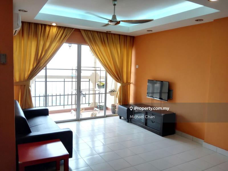Condominium for Sale in La Vista Condominiums by Michael Chan - iProperty.com.my