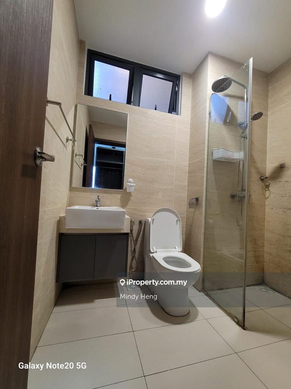 Service Residence for Sale in Crescent Bay Suites (Teluk Bayu) by Mindy Heng - iProperty.com.my
