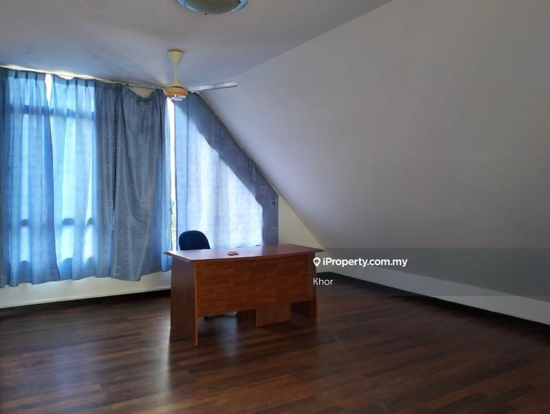 Bungalow House for Sale in Batu Ferringhi, Penang by Khor - iProperty.com.my