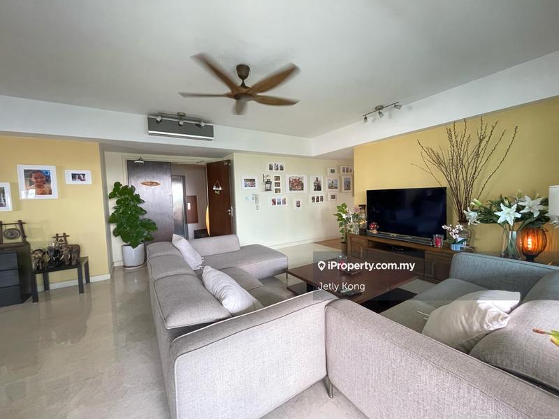 For Sale - Tiffani Kiara