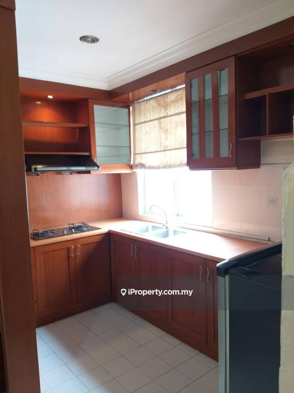 Apartment for Rent in Sri Putra Apartment by Jasmin - iProperty.com.my
