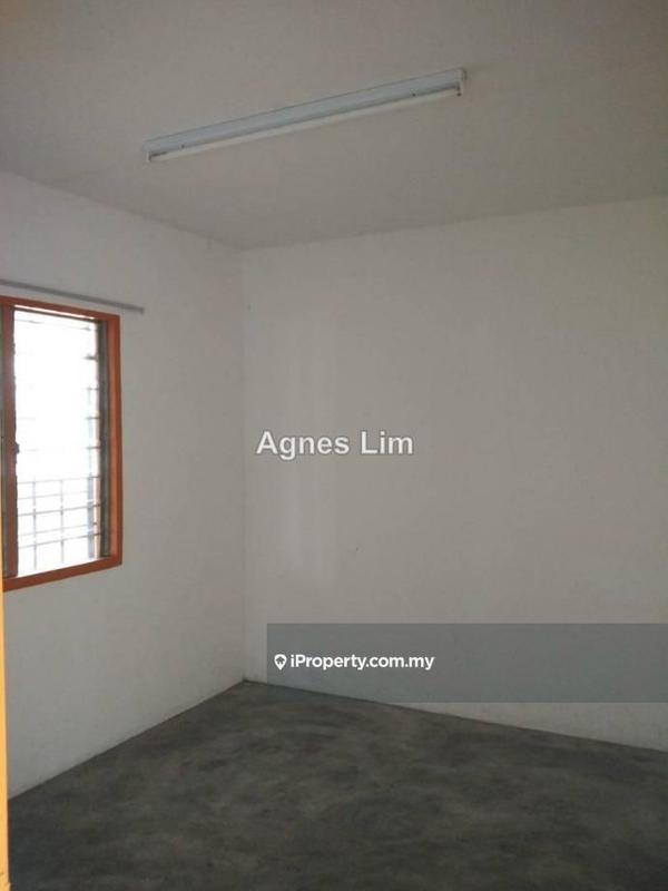 For Sale - Rebana Flat