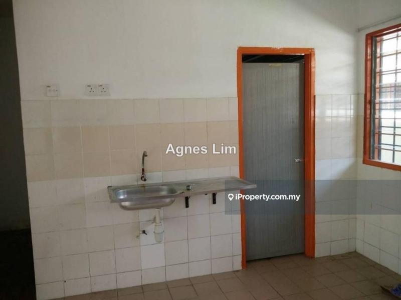 For Sale - Rebana Flat