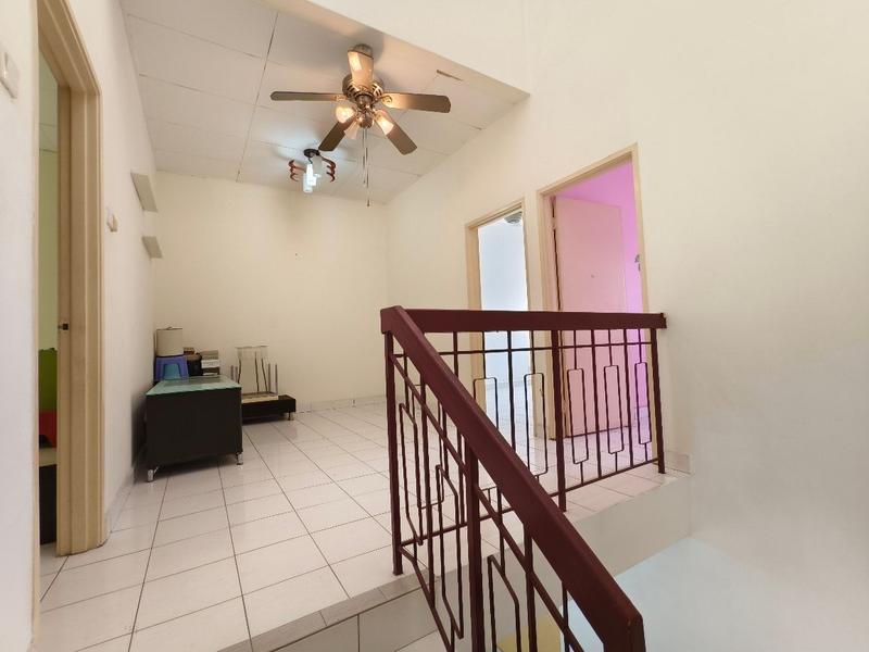 Rumah Berangkai 2 Tingkat untuk Dijual di Taman Pelangi Semenyih, Semenyih oleh KK Sah - iProperty.com.my