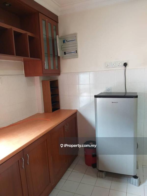 Apartment for Rent in Sri Putra Apartment by Jasmin - iProperty.com.my