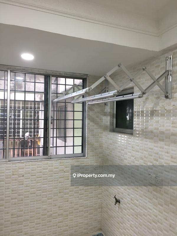 Apartment for Sale in Pangsapuri Sri Bandar by Steven Tan - iProperty.com.my