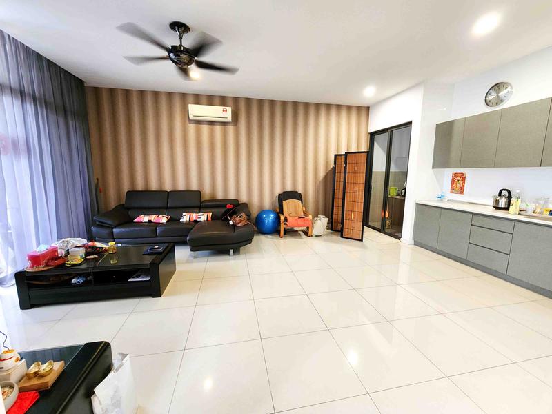 3-storey Terraced House for Sale in Lake Fields, Sungai Besi by Suki Tan - iProperty.com.my