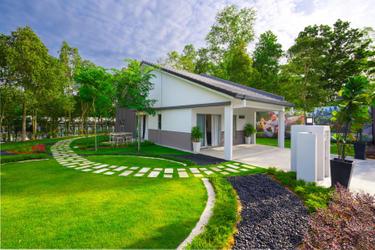 Bandar Ainsdale : Arina 1