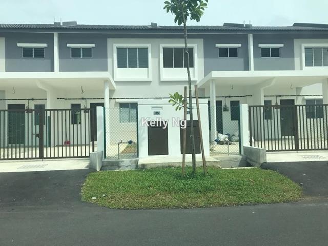 Bandar Seri Coalfields Hibiscus Sungai Buloh Intermediate 2 Sty Terrace Link House 3 Bedrooms For Rent Iproperty Com My