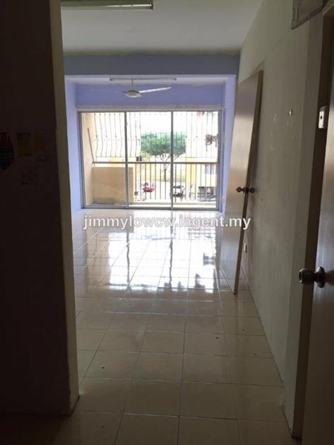 Pangsapuri Sri Ilham Apartment 3 Bedrooms For Sale In Masai Johor Iproperty Com My