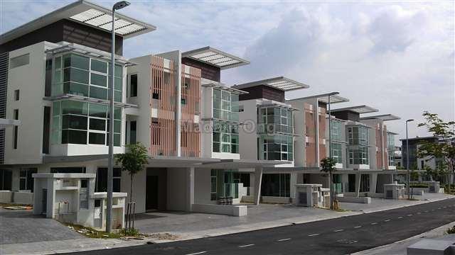 Cassia Garden Residence Cyberjaya Intermediate 3 Sty Terrace Link House 6 1 Bedrooms For Sale Iproperty Com My