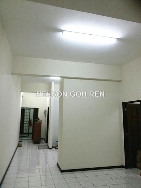 Chong Lin Plaza Apartment At Green Road Apartment 3 Bedrooms For Rent In Kuching Sarawak Iproperty Com My