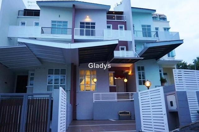 3 Stry Shamrock Beach Villa Batu Ferringhi Intermediate 3 Sty Terrace Link House 5 Bedrooms For Sale Iproperty Com My