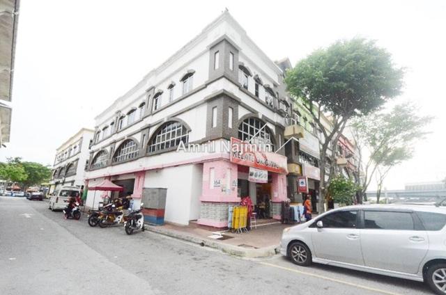 JALAN PEKAKA SEKSYEN 8, Kota Damansara EndLot Shop untuk dijual 