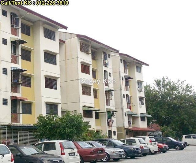 Flat PKNS Section 17 Shah Alam Corner Flat 2 bedrooms for sale in 