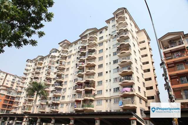 Golden Villa Apartment 4 Bedrooms For Sale In Klang Selangor Iproperty Com My
