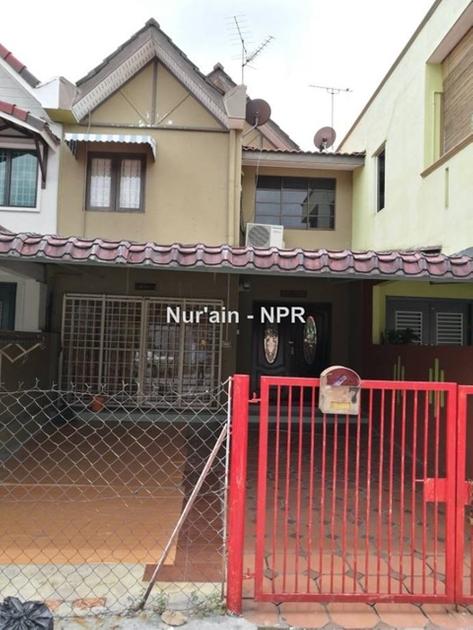 Seksyen 19 Shah Alam Intermediate 2 Sty Terrace Link House 5 Bedrooms For Sale Iproperty Com My