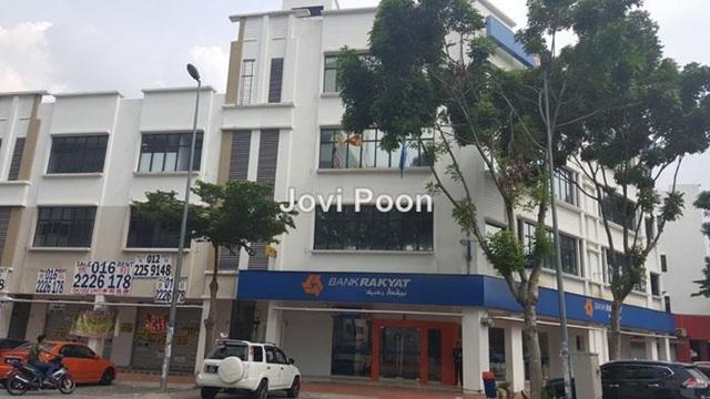 Tsb Kommersial Corner Shop Office For Sale In Sungai Buloh Selangor Iproperty Com My