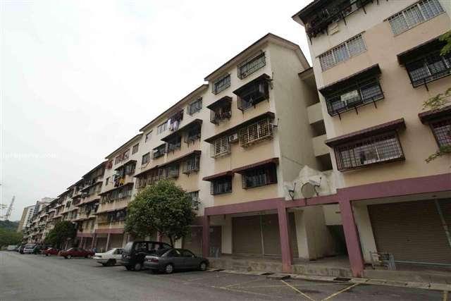 Pangsapuri Kota Impian Intermediate Flat 3 Bedrooms For Sale In Seri Kembangan Selangor Iproperty Com My