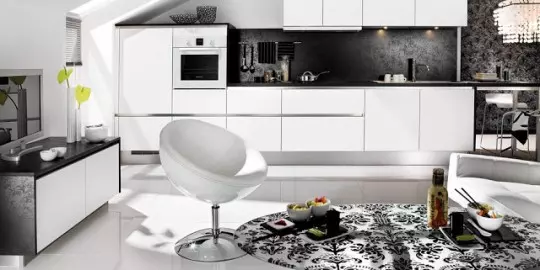fP_black-white-living-kitchen