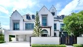 NANTAWAN POOL VILLA พระราม 9 กรุงเทพกรีฑาตัดใหม่ บ้านเดี่ยวหลังใหญ่ สไตล์ Pool Villa เพียง 30 ยูนิต จาก Land&Houses