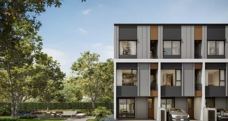 Baan Klang Muang Srinakarin – Bangna (บ้านกลางเมือง ศรีนครินทร์ – บางนา) ทาว์โฮม 3 ชั้น ใกล้ Seacon Square และ MRT สายสีเหลือง จาก AP